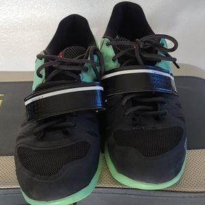 🏋️‍♂️Reebok crossfit weight lifting shoes!